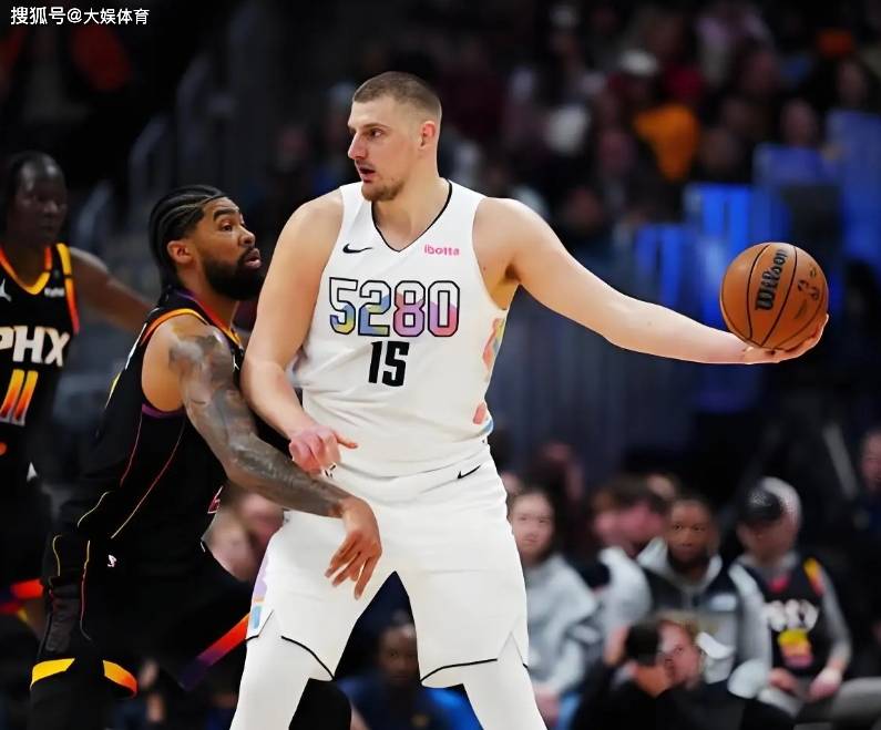 Doinb在掘金比赛中表现优异,夺冠引发热议! Doinb在掘金比赛中表现优异,夺冠引发热议!